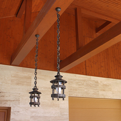 HISTORICAL pendant lamps – chain length tailored to the client’s needs