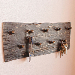 Kovaný vešiak na kľúče v rôznych patinách - kovaný nábytok 